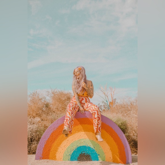 Zara groovy printed trousers 💗🧡 - Picture 5 of 8